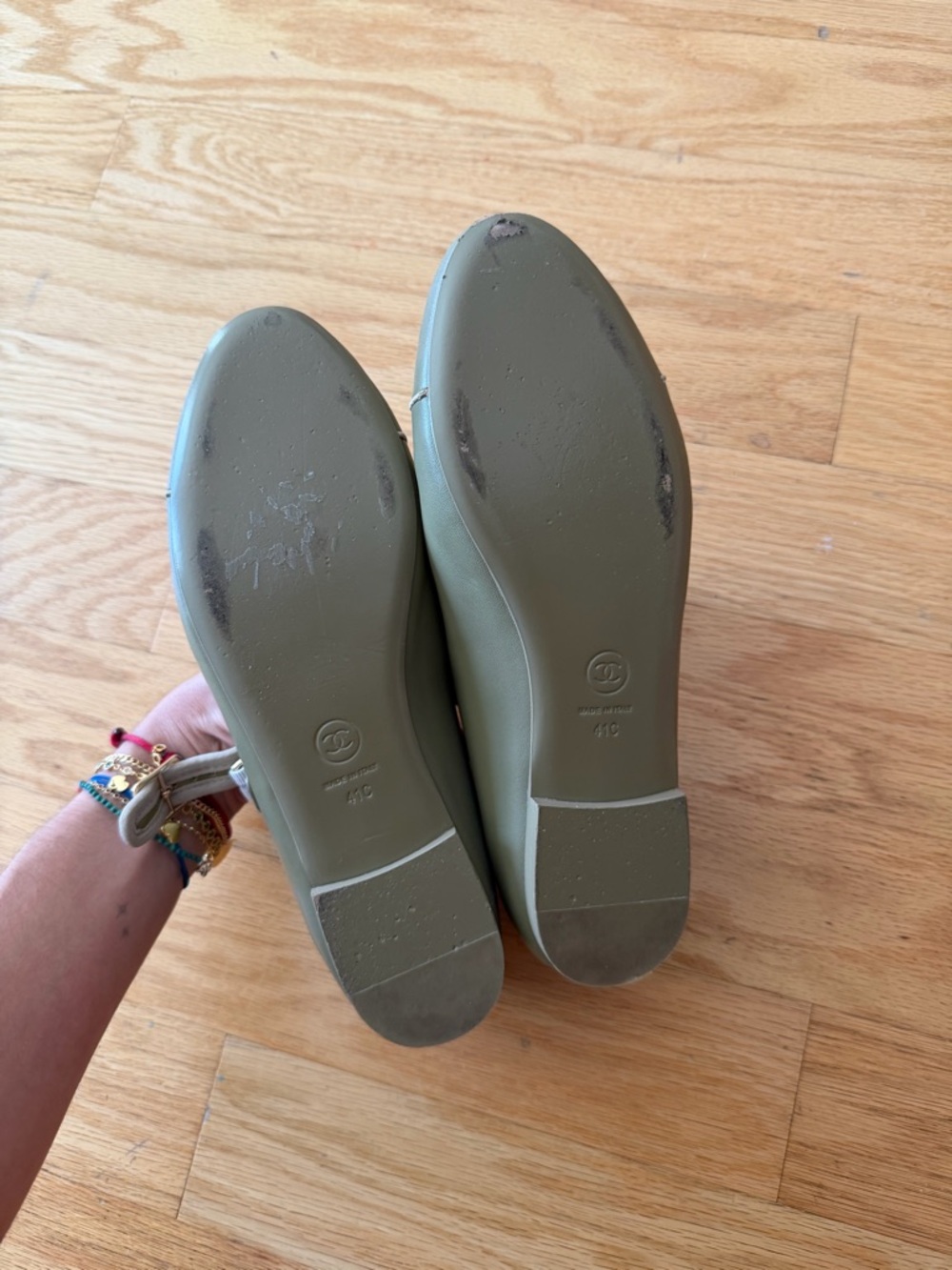 CHANEL Olive Green and Beige CC Strap Ballet Flats - Picture 4 of 4